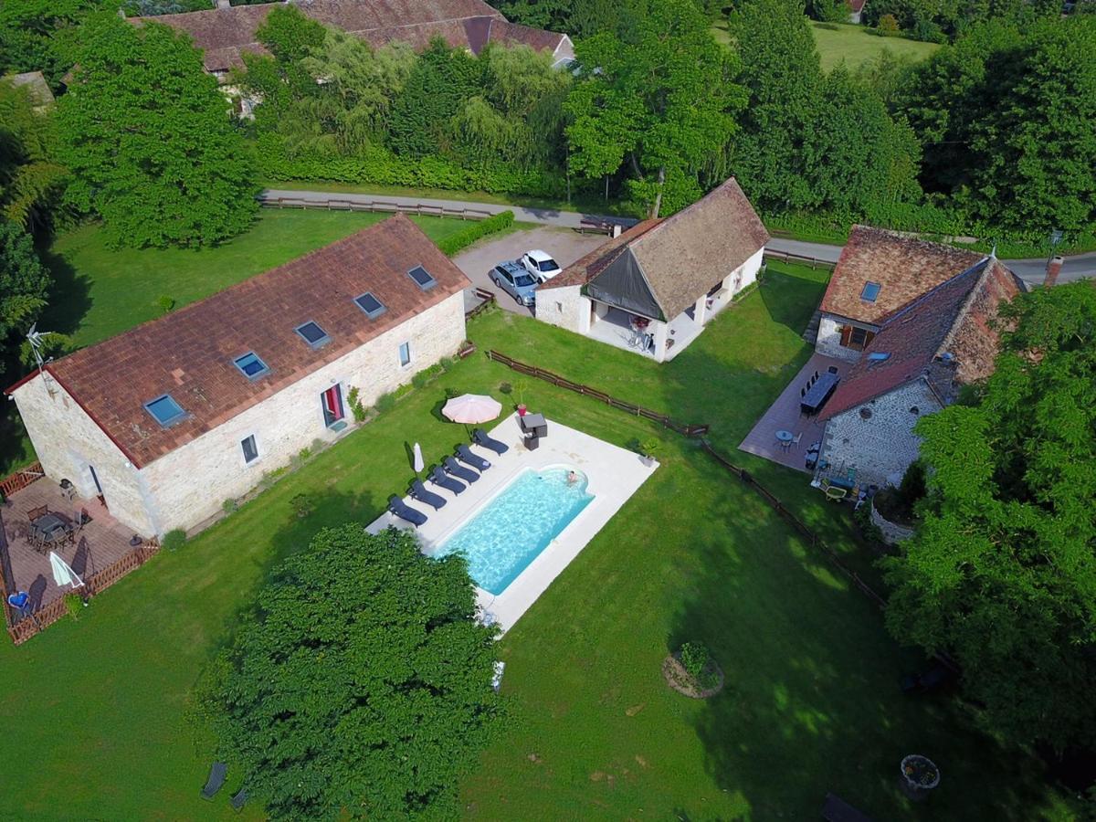 La Ferme Du Chateau Bed & Breakfast Tresnay Exterior photo