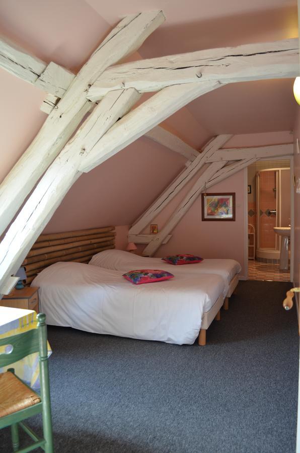 La Ferme Du Chateau Bed & Breakfast Tresnay Exterior photo